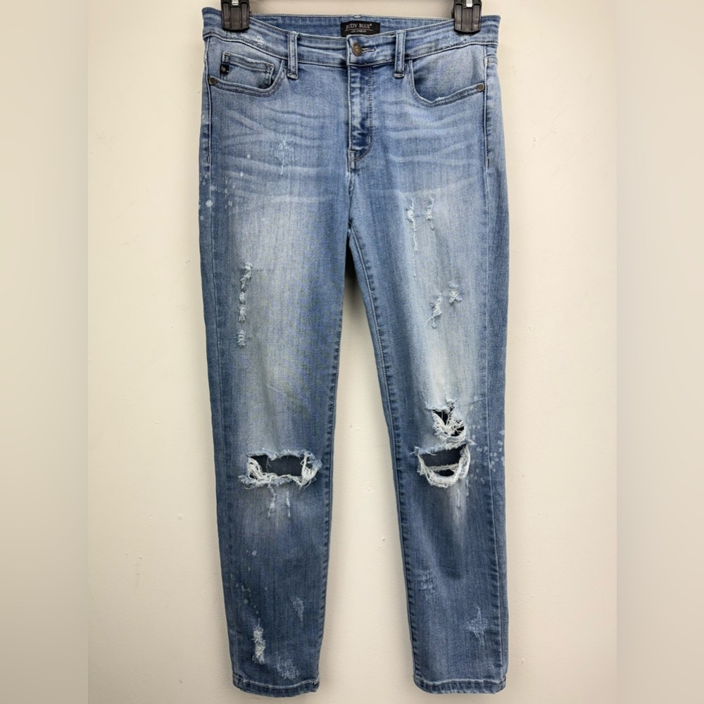 Judy Blue size 11/30 Women’s Blue Distressed Denim Mid Rise Relaxed Fit Jeans